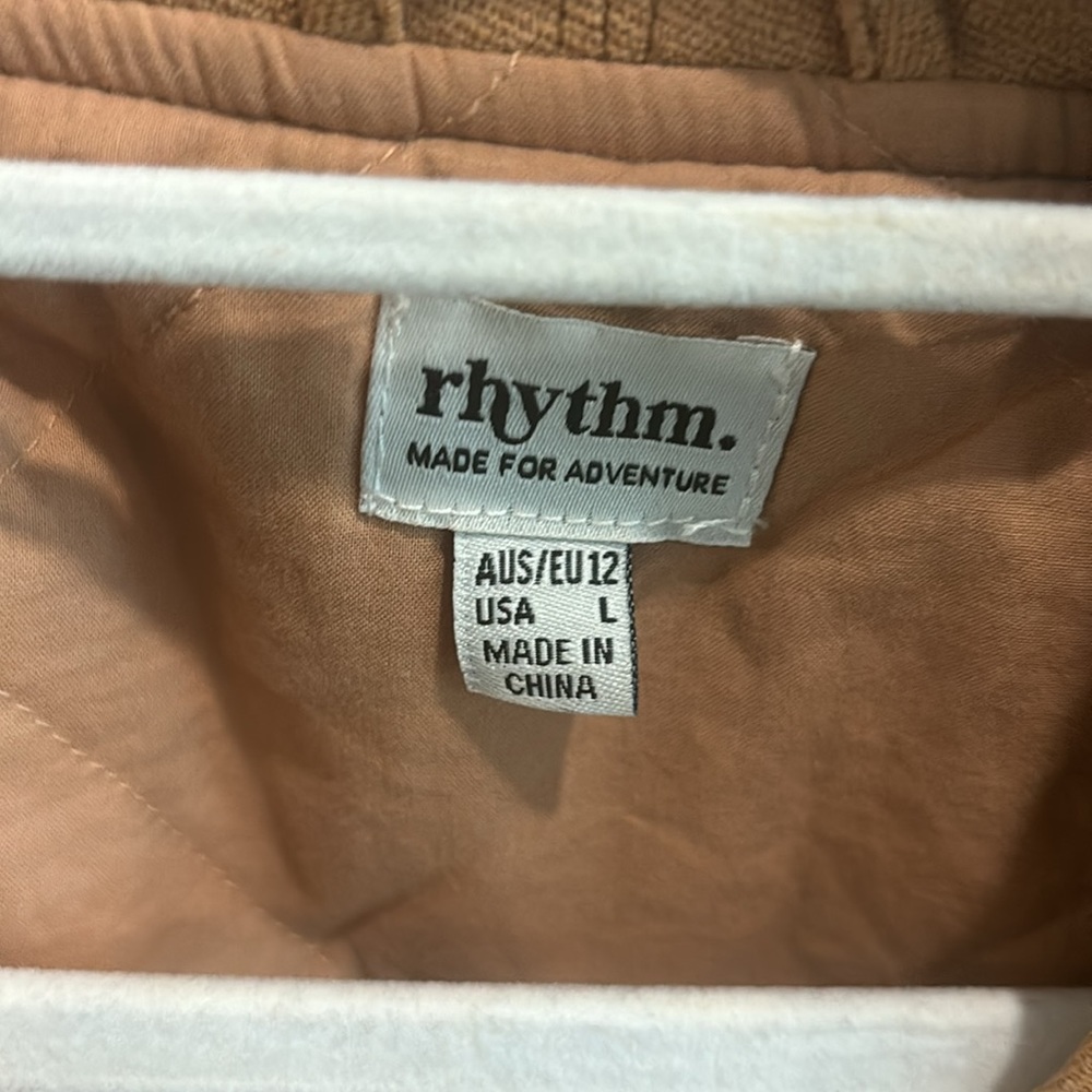 Perfect chestnut light jacket ☀️ so so comfy - Picture 3 of 5